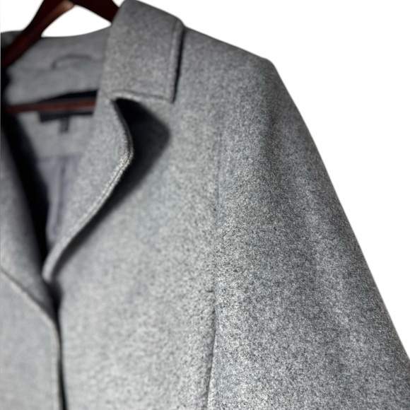 Andrew Marc Women’s Notch Collar 3-Button Coat size Medium - Picture 6 of 16